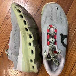 On Running Gray and Green Running Shoes size 6.5